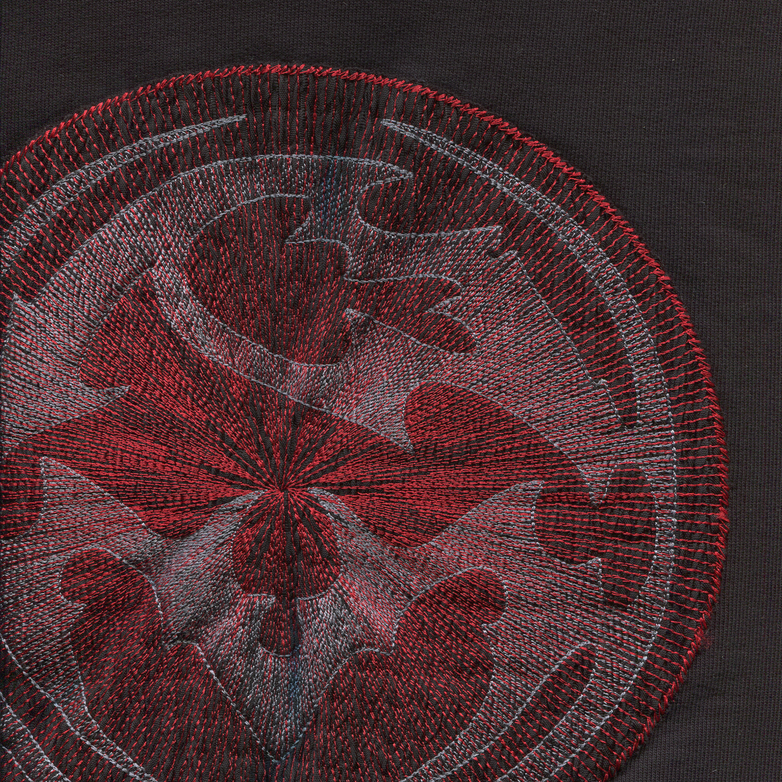 APPLIQUE HOODIE