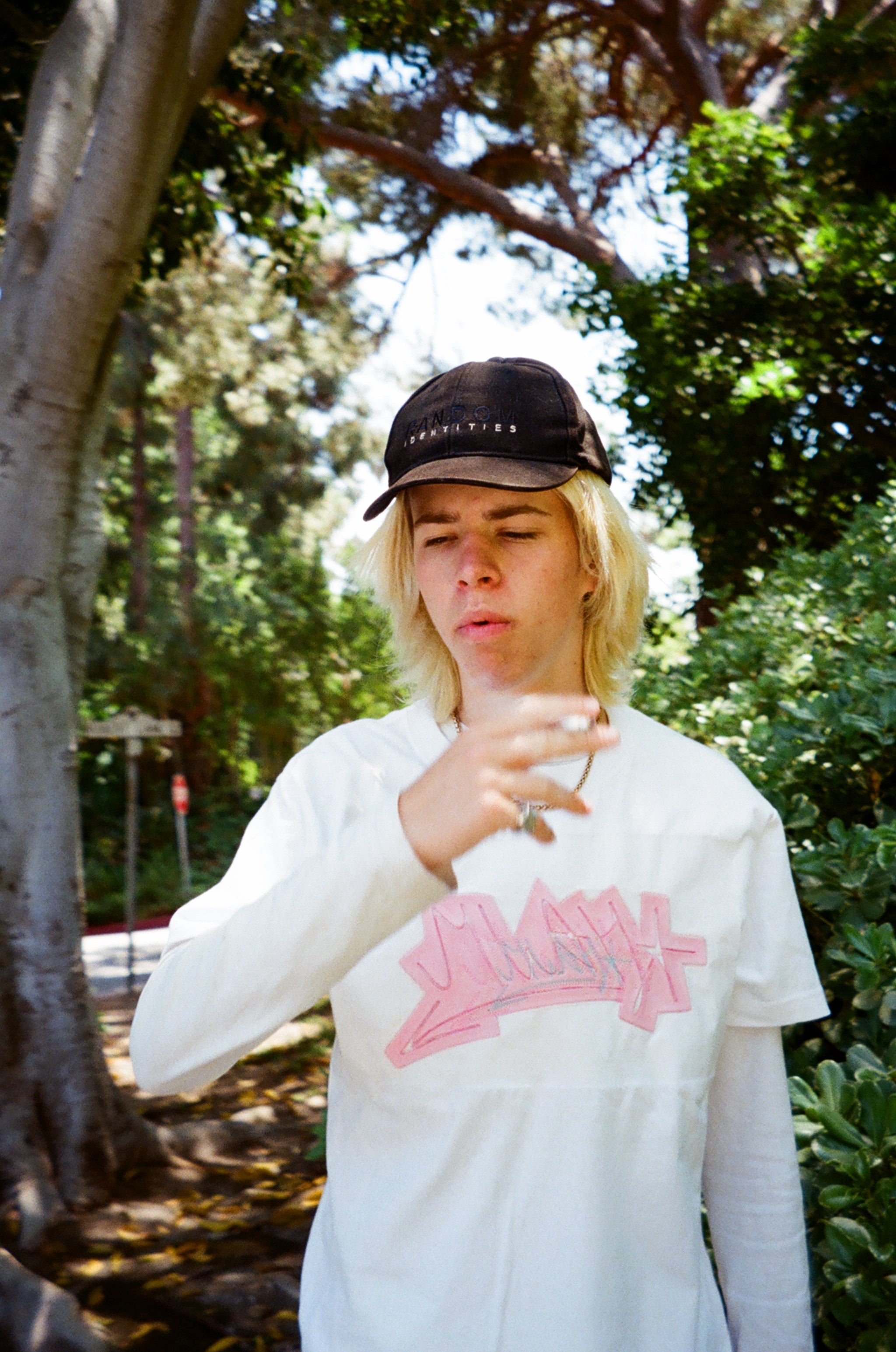 MWAH ART T-SHIRT