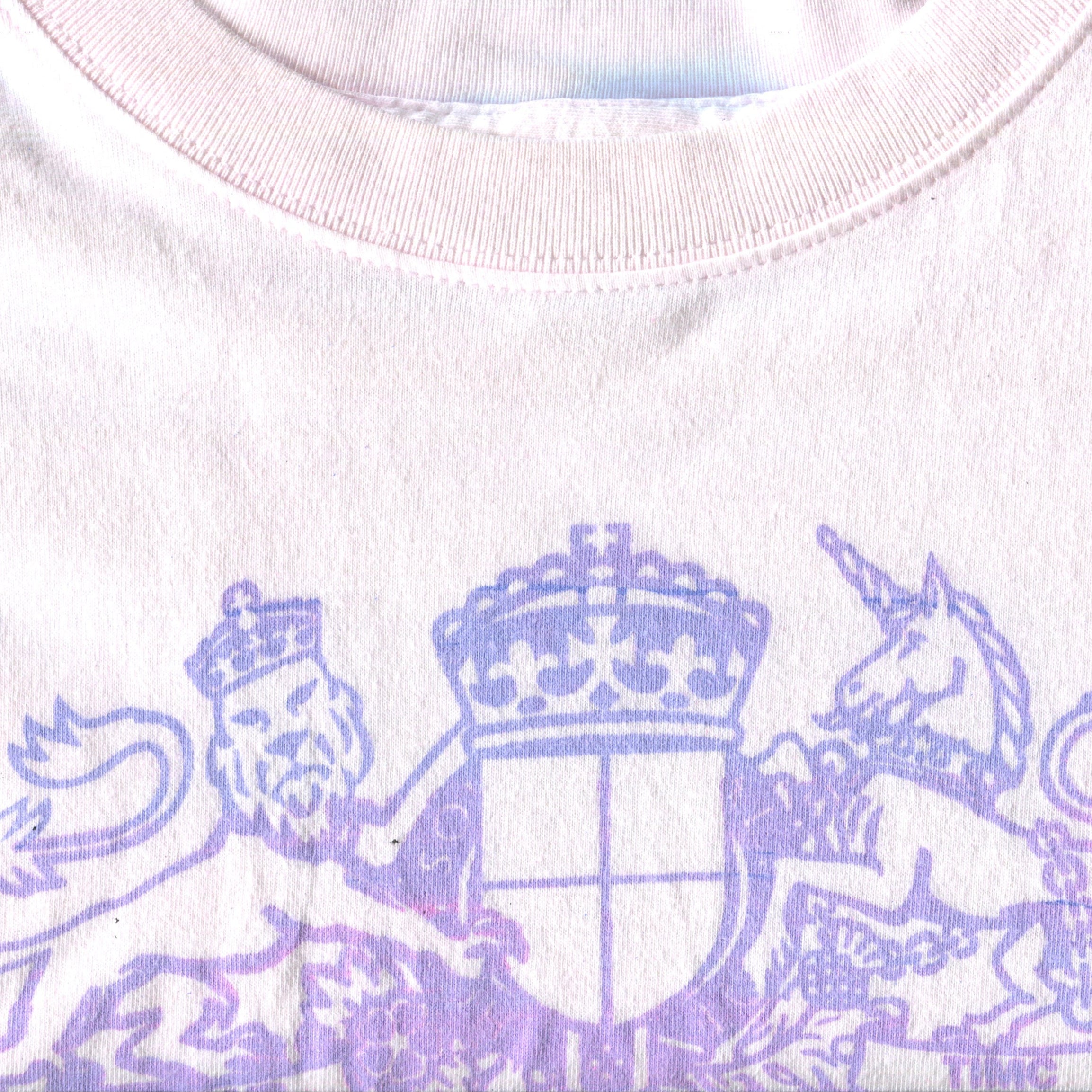 10F1 HEALTH CARE NOT WARFARE TEE