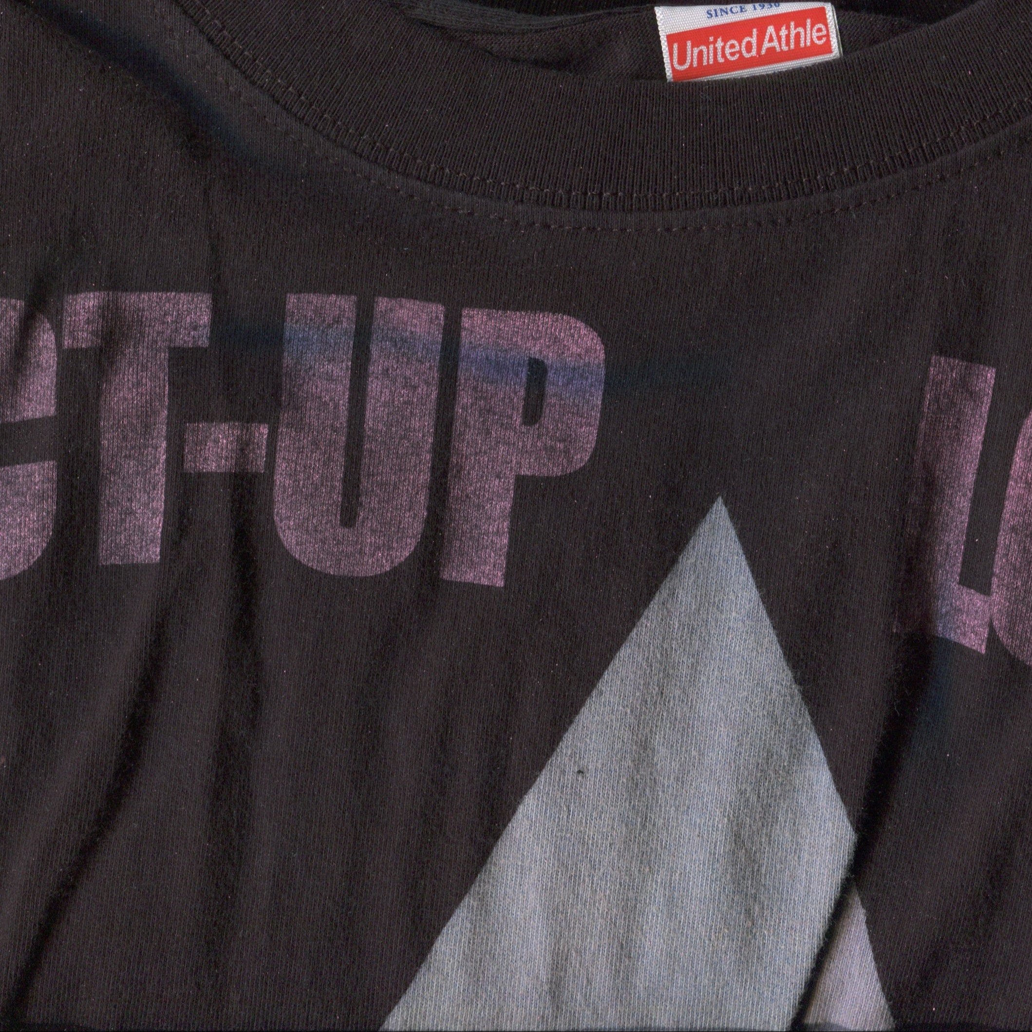 10F1 HEALTH CARE NOT WARFARE TEE