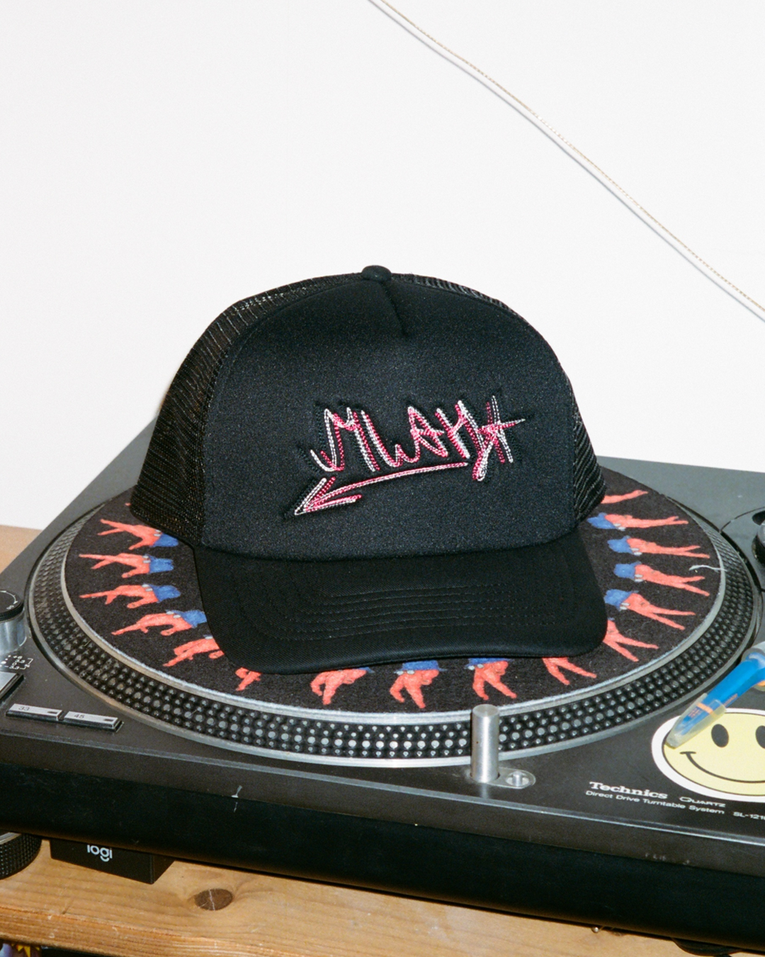 TRIPLE THREAD CAP